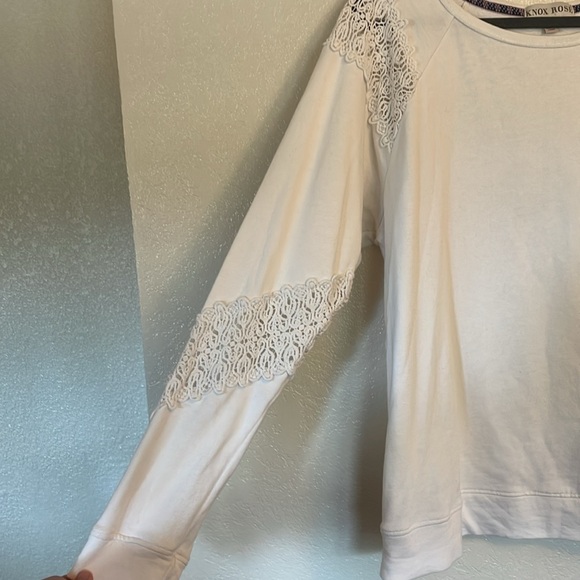 Knox Rose women’s sweatshirt with lace detail - Picture 3 of 5